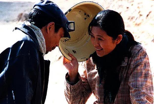 《美丽的大脚：乡村励志电影》