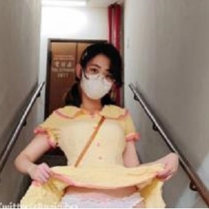 奶咪-订阅2部-楼道+居家日常自娱自乐 [22V-1.6G]