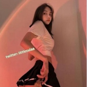 颜值超高的优质尤物Lilesulaa下水赚钱全视频集合