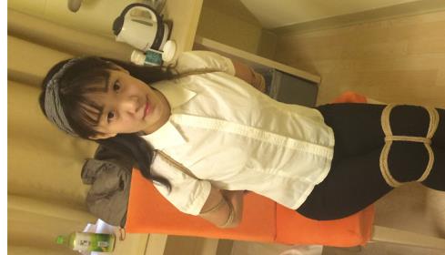 超火！野模精品-生活所迫北漂艺校毕业生-英子[1V-1G]