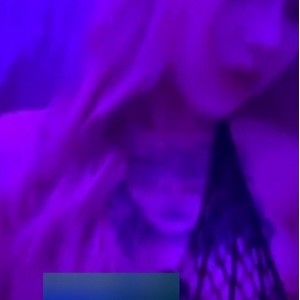 抖音68W粉丝快手网红周丽珊互动视频展示【6V237MB百度盘】