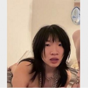 亚籍留学生三人游 [1V342M]