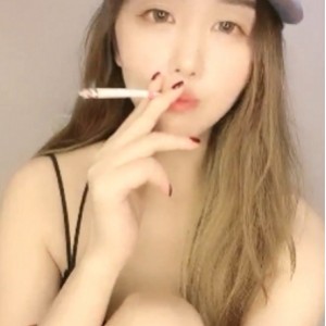 【源码自录】半糖【UU子】优质翘臀长腿妹子4天11场放飞自我表演【19.58g】百度云