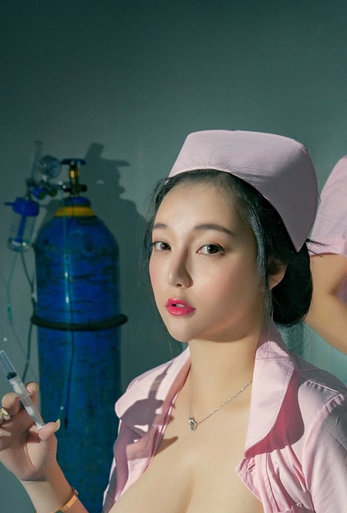 chen1996H陈陈的蜜桃,H罩杯网红【38P+61V+500MB】【百度网...