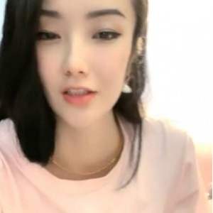 [有水] 健身教练【火星大妞】优质蜜桃臀高价收费房有趣内衣诱惑