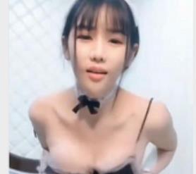 某推优质童颜巨兔（Huluwa）