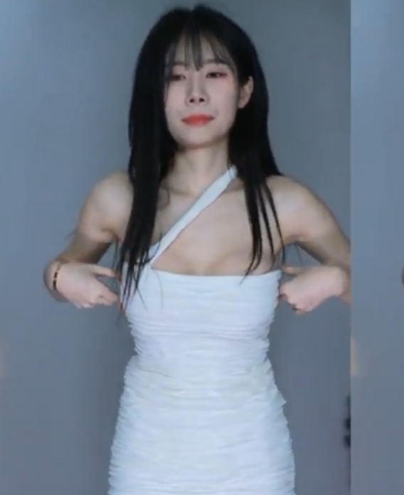 【韩国BJ主播】黛娜+高端专业女团成员19+/诱惑漏底舞蹈等+41v