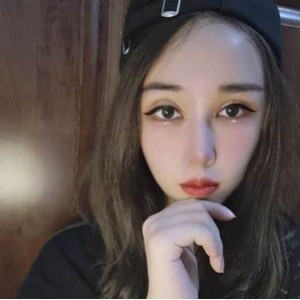 （草莓味的软糖）风油精涅槃