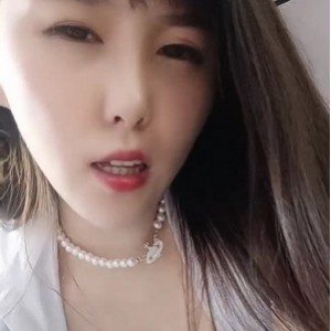 大罩杯 一只小羊 66v9.8g