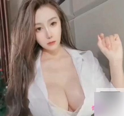 王兔兔绝版颤抖抖馒头舞：超高颜值瞬间让你心跳加速