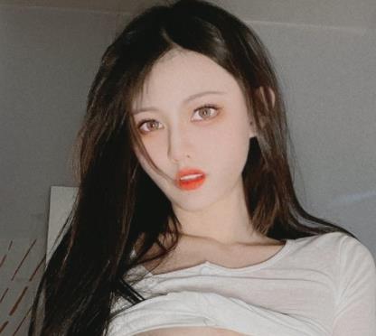 某推高颜值粉嫩身材狐狸小妖LUCKYYCXYHLXY