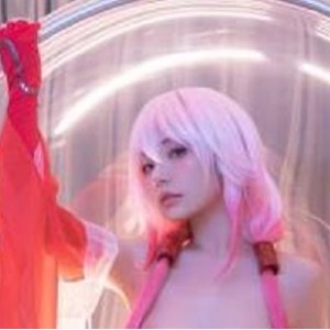 高颜值网红爆机少女喵小吉罪恶王冠