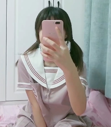 资深妹子欢欢作品两部