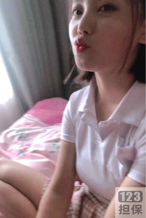 82社区的女友系列依云来日方长合集