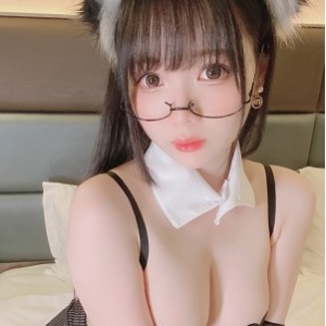 霜月shimo  Fantia 23.02月会员订阅合集 [72P417MB][百度云]