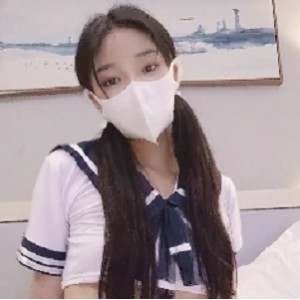 草莓果酱JK自娱自乐[2v1.5G][百度盘]