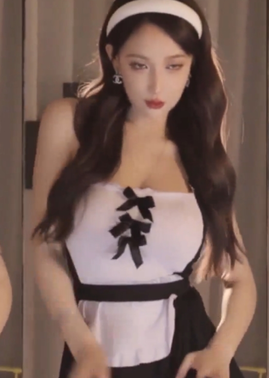 斗鱼丨米娜+大摆锤合集！两个大白兔晃啊晃+超诱惑+超顶