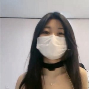 [转载搬运] 正宗G奶校花【中戏艺校生】闺蜜首秀~顶级漂亮馒头~抖馒头~狂玩 [8V+1.5G][百度盘]