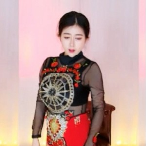 小野马定制热舞节目，45V高清画质，4.3G视频，收藏下载随时观看