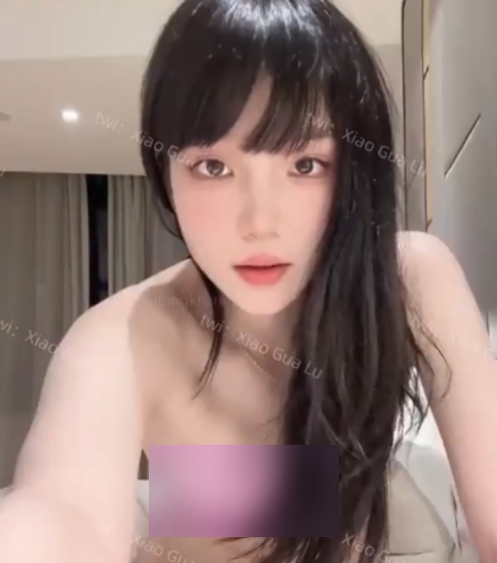 露脸反差婊视频第8弹，卡点热舞弹力摇脱衣，百度盘670V+5.56G