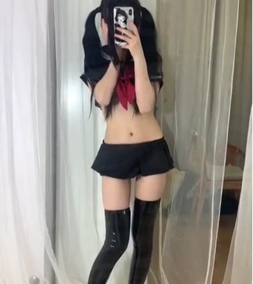 晨意舞蹈视频：野餐兔展现优美舞姿