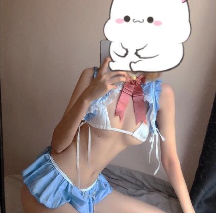 社保姬Lyo0819优质身材合集，24个视频总大小3G，锻炼技能瘦妹子必备，赶紧下载观看！