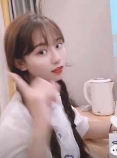 星空之美:经典版视频合集,精彩剪辑,服装魅力尽显