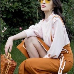 宜家女主角P站红人Fullfive母系合集：时尚达人周韵舒淇的独特魅力