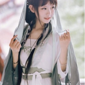 汉服私人定制，传统文化复兴，初三汉服小姐姐视频展示