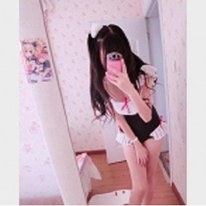 斗鱼主播赛高酱cos系列视频：蓝色校服粉白色身材给作空间