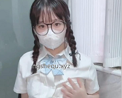 推特新人社保姬-汌汌作品集：JK眼镜学妹露脸V视频，296M高清口罩王道嫩粉嫩