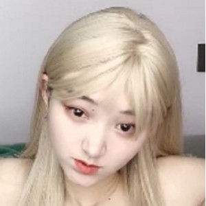 精选：美少女擦根烟1V370MB百度盘