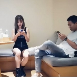 久违精彩直播：9场合集，无屏障翻车雏妹小王祖贤