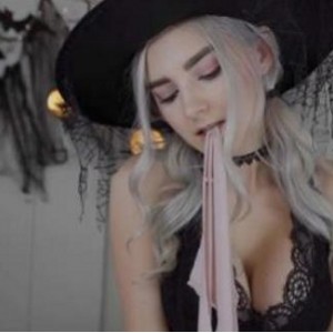 欧美网红小姐姐AvrilxLust性感合集，火辣身材诱惑绅士们