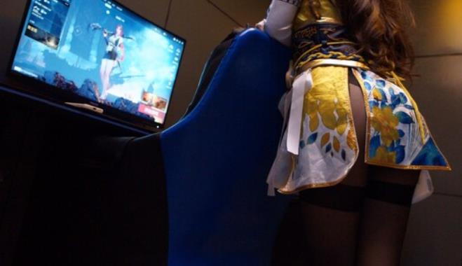 虎牙元气满满二次元美少女小余合集575M资源