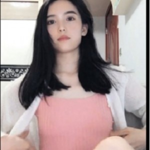 爱芙罗黛蒂阿悦合集：颜值高身材好，22V25G视频作品，唱歌拍戏双栖达人