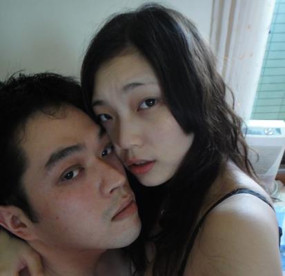 夫妻自拍胶原蛋白美女打粑粑记录身材良家25个视频4.8G