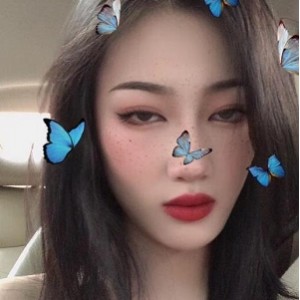 董柒柒视频合集，美女反差感身材丝袜风情