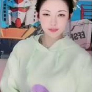 抖音主播一只霸王兽：私拍福利资源粉丝狂热，换装热舞套路