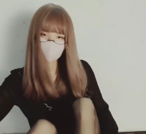 TS-jinwanxuan1999：39V，3.5G作品集，硅胶球、牛奶互动玩法新颖