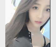 TS思涵：31V-3.1G，奥义真，掏出来比你大，作者自拍