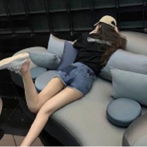 推特女神-up-kotc：粉嫩苗条A4腰长腿SUV自拍抖音某处1V视频+810M照片