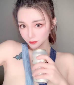 妮可女神的超美私拍照，反差萌小姐姐完美出脸，圈粉无数