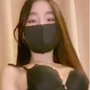 网红主播《八月未央》vip直播回放