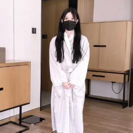 糖心出品：兔崽&安安老师，时长12分50秒&13分，热搜榜作品，颜值销魂，身材护士装白嫩L莉YYDS，下载观看