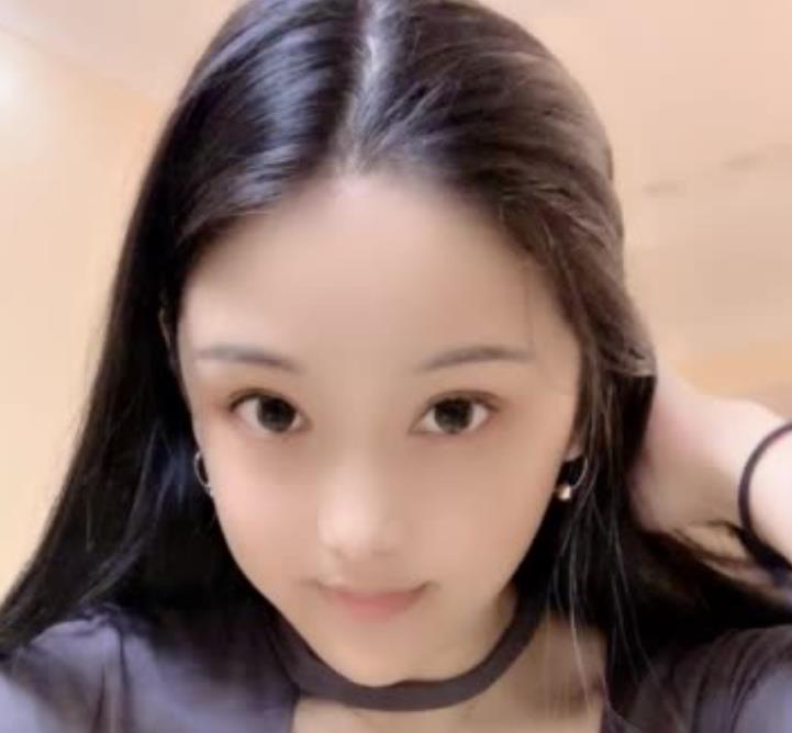 燕子姐姐素人资源合集，球前身材150MB视频