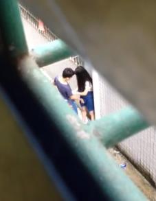 吴君如和陈可辛甜蜜瞬间：公共场所短视频集锦