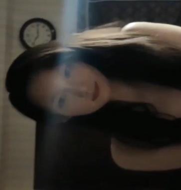 金Z自拍出品-杭州名媛刘菲婷反差婊魅力1V-3奇怪姿势M