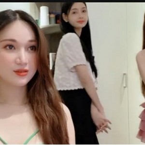 女神级别闺蜜同框自拍时长50分钟聊S道具P站身材欲