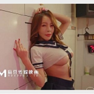 湾湾大佬游戏：女友被卖给大佬的晚上